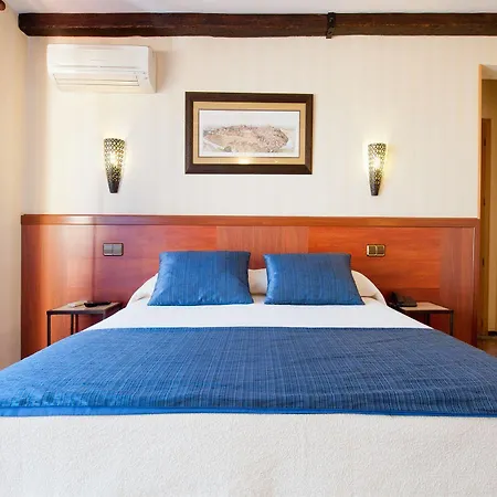 Sol Hotel 2*